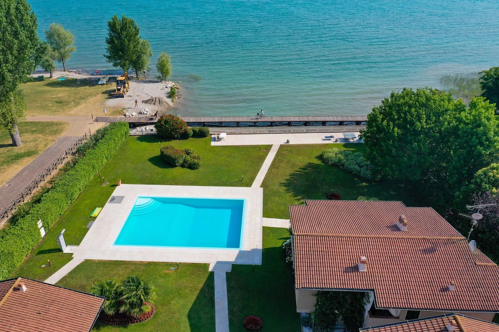 Photo of Outdoor in Lugana