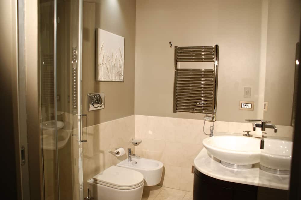 Photo of Bathroom in Scala