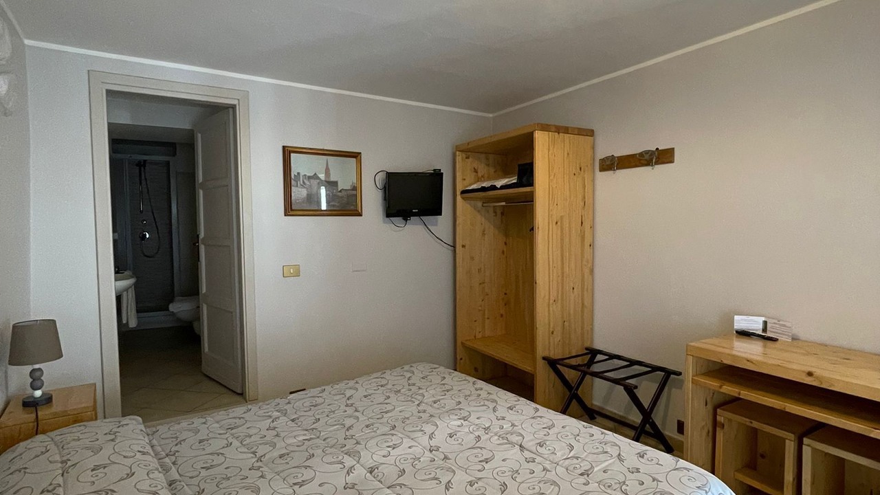Photo of Bedroom in Castiglione d'Intelvi