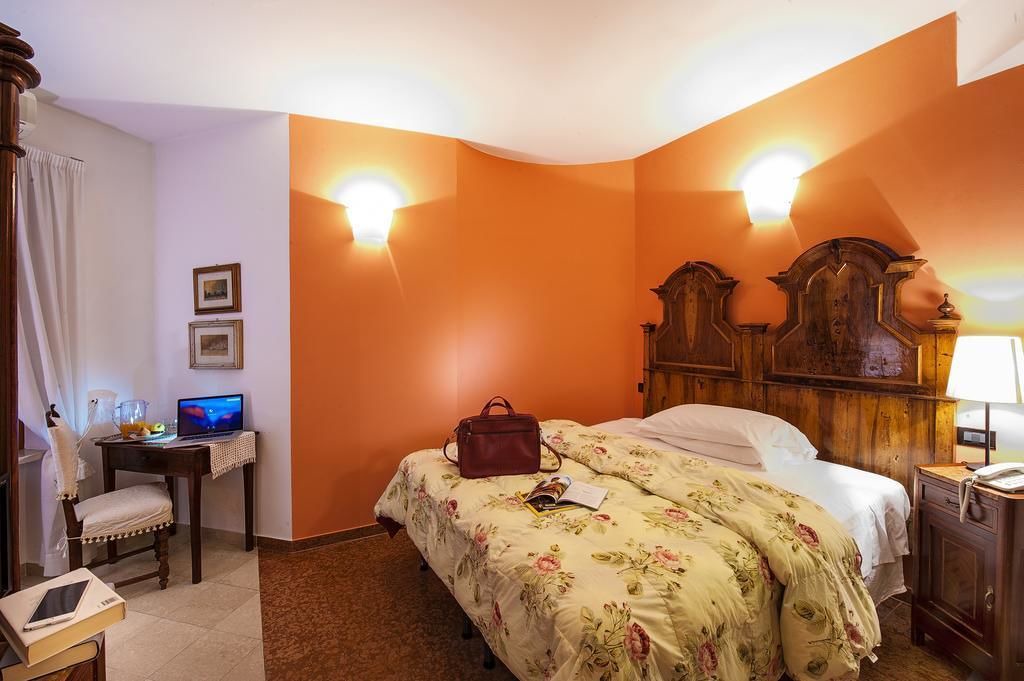 Photo of Bedroom in Solferino