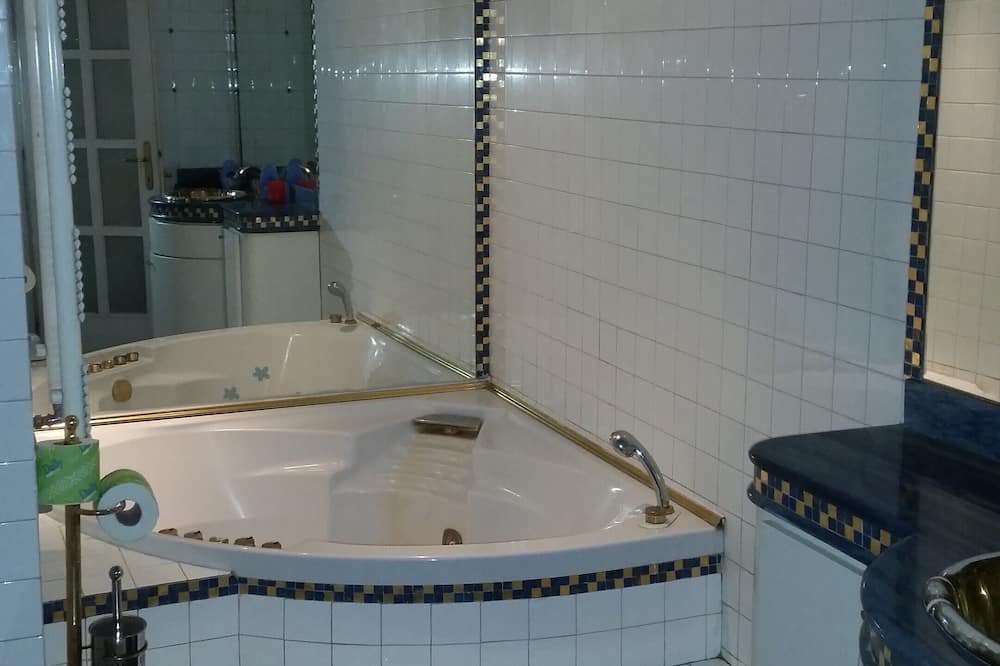 Photo of Bathroom in Centro Direzionale