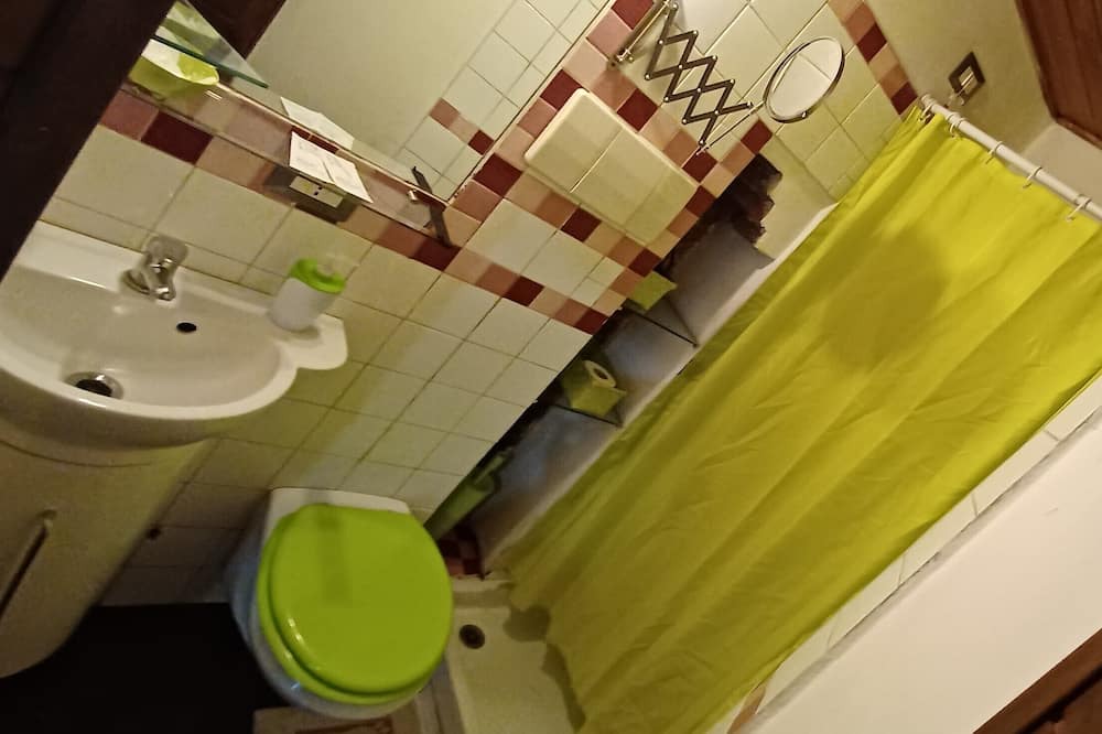 Photo of Bathroom in Centro Direzionale