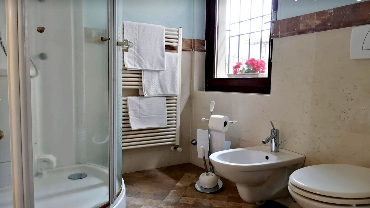 Photo of Bathroom in Moltrasio