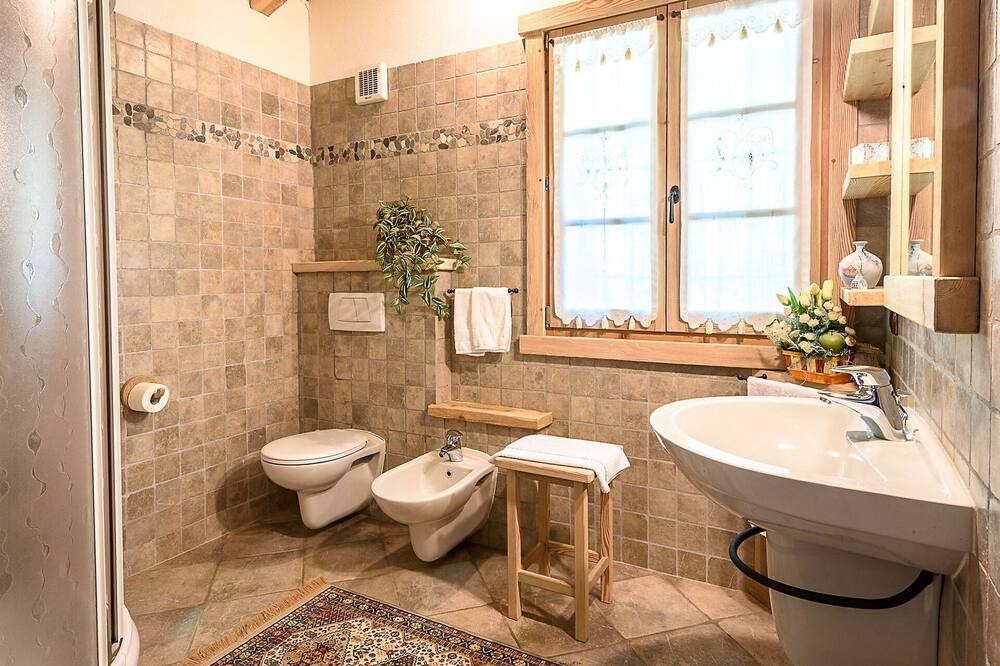 Photo of Bathroom in Grosotto