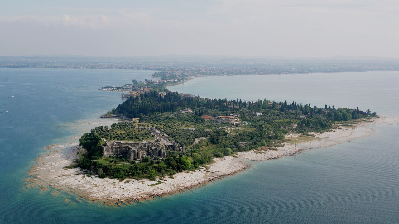 Photo of Outdoor in Sirmione Old Town
