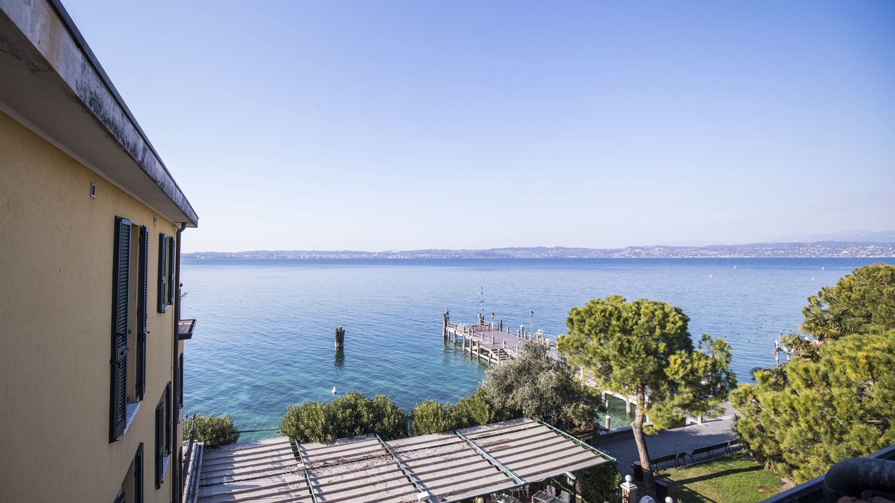 Photo of Patio Balcony in Sirmione Old Town