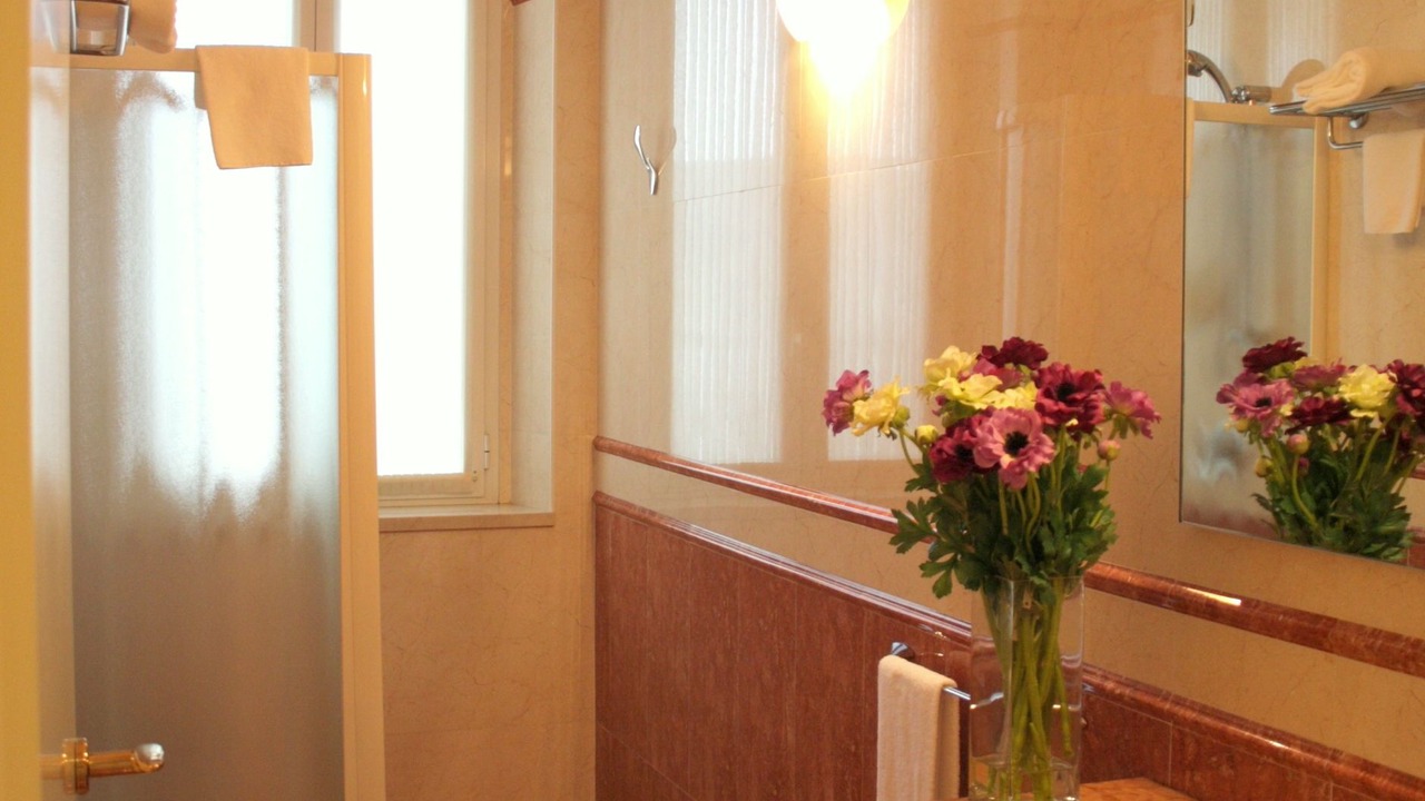 Photo of Bathroom in Gambara