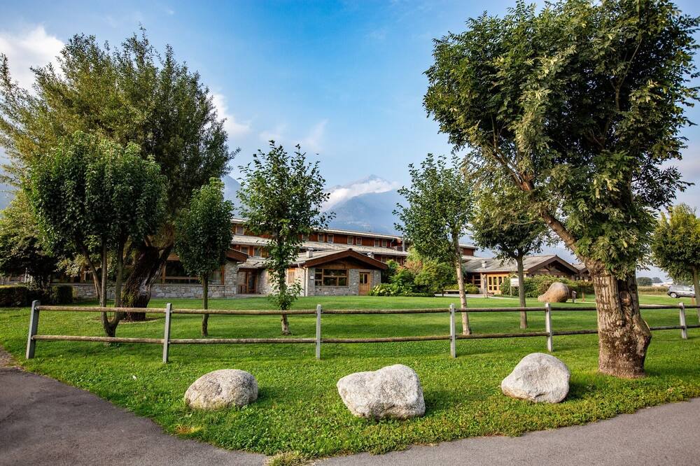 Photo of Outdoor in Mantello
