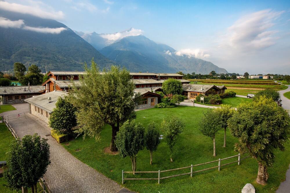 Photo of Outdoor in Mantello