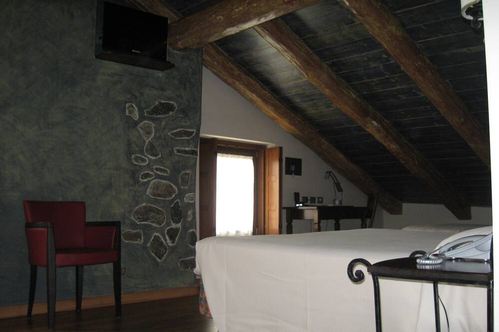 Photo of Bedroom in Borno