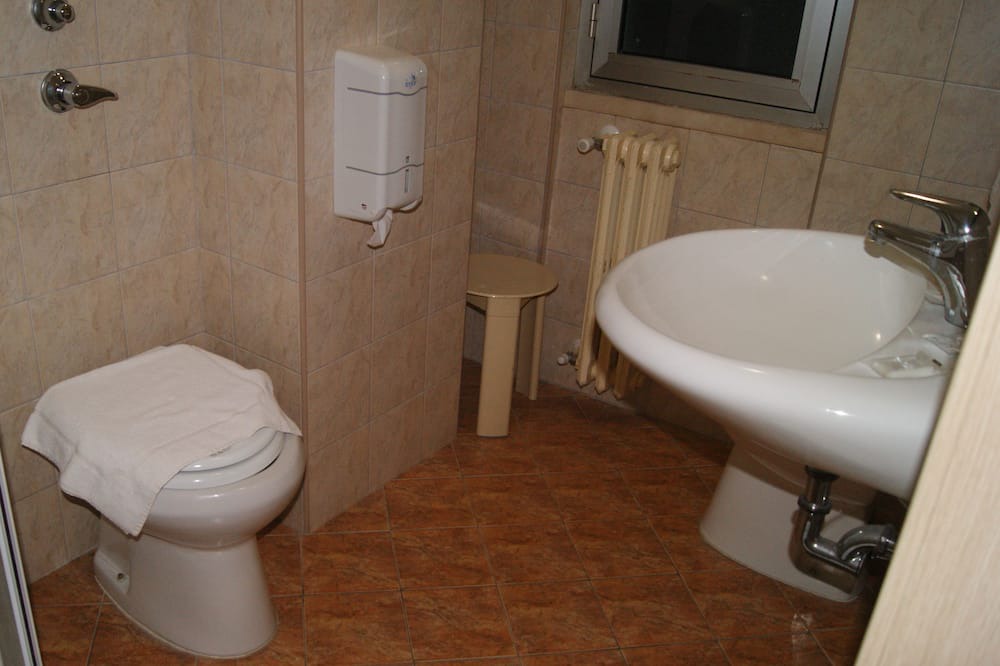 Photo of Bathroom in Bareggio