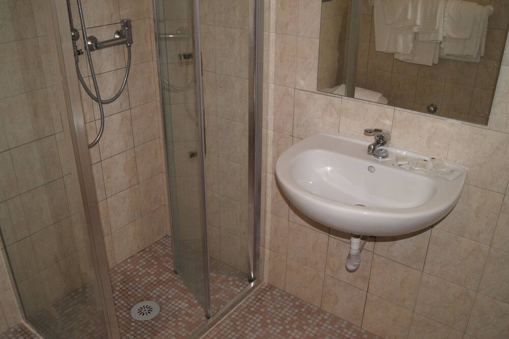Photo of Bathroom in Bareggio