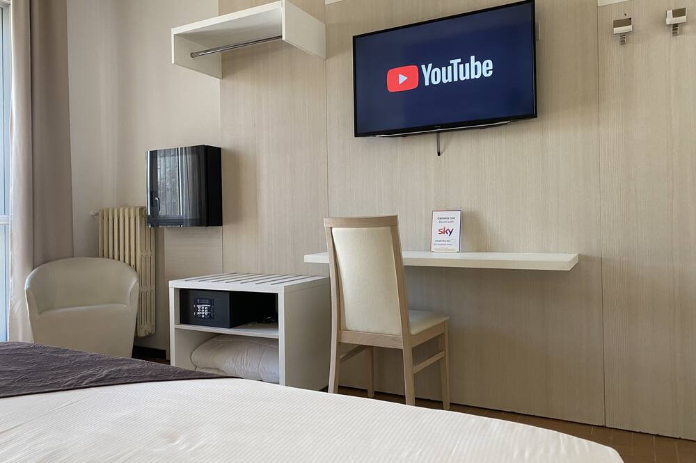 Photo of Bedroom in Bareggio