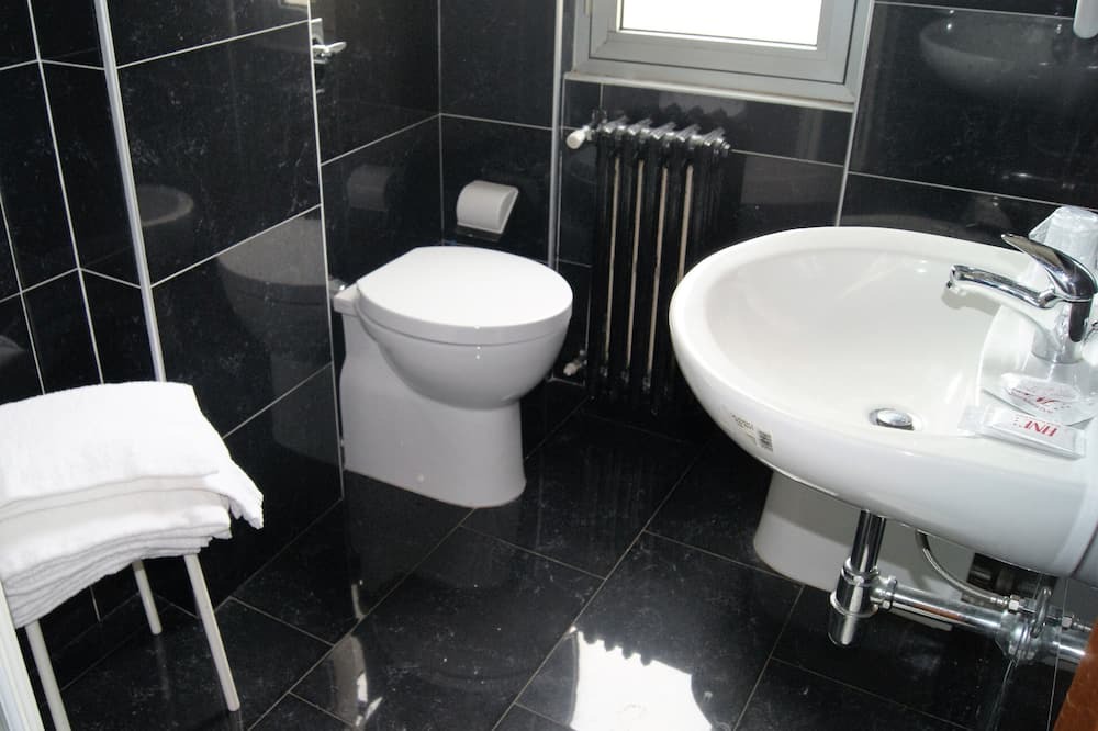 Photo of Bathroom in Bareggio