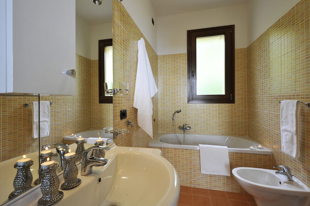 Photo of Bathroom in Germasino
