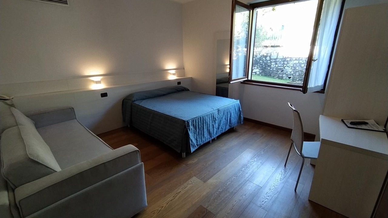 Photo of Bedroom in Sale Marasino