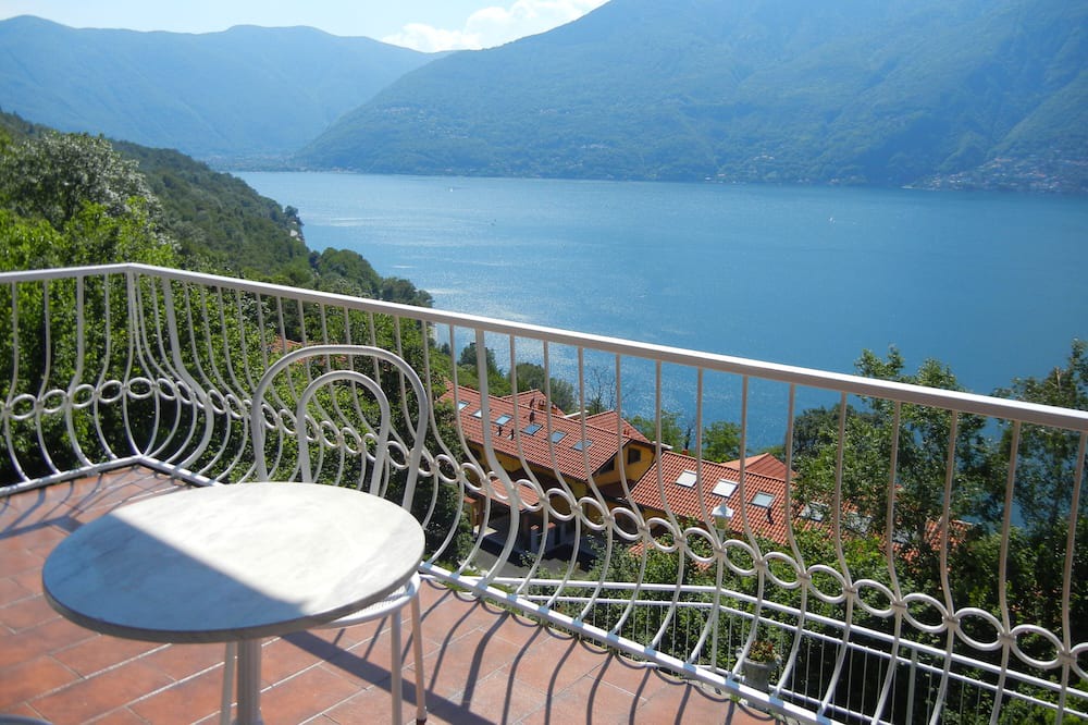 Photo of Patio Balcony in Tronzano Lago Maggiore