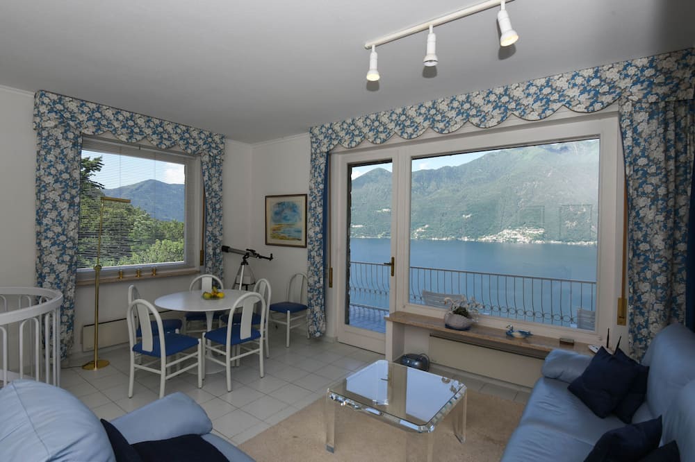 Photo of Livingroom in Tronzano Lago Maggiore