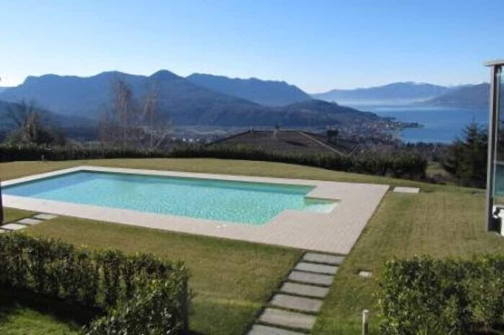 Photo of Outdoor in Poppino