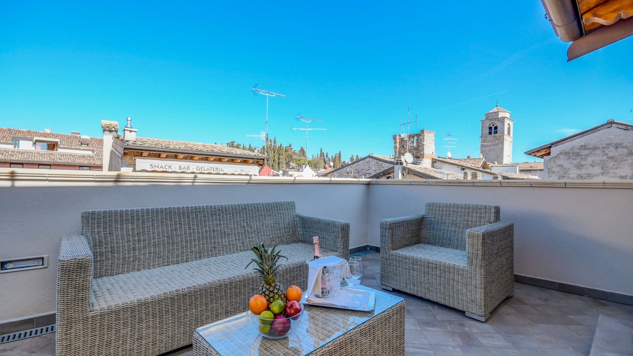 Photo of Patio Balcony in Sirmione