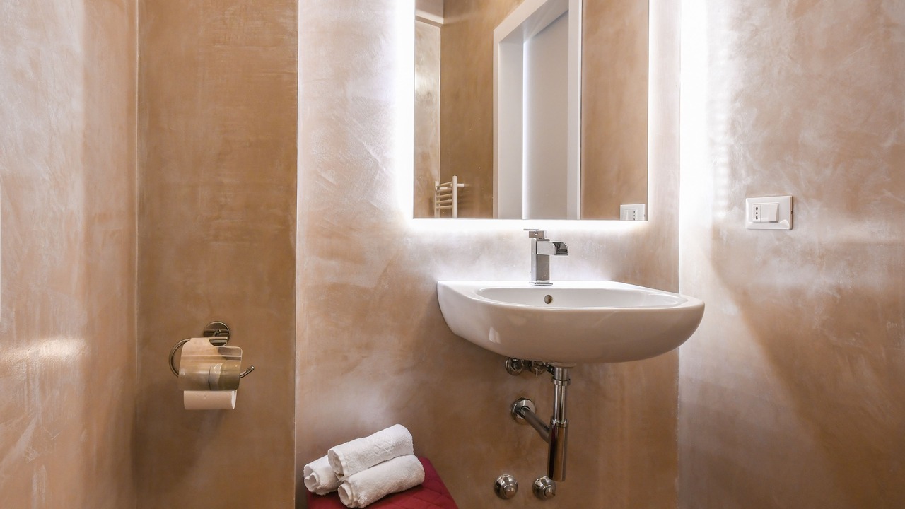 Photo of Bathroom in Sirmione