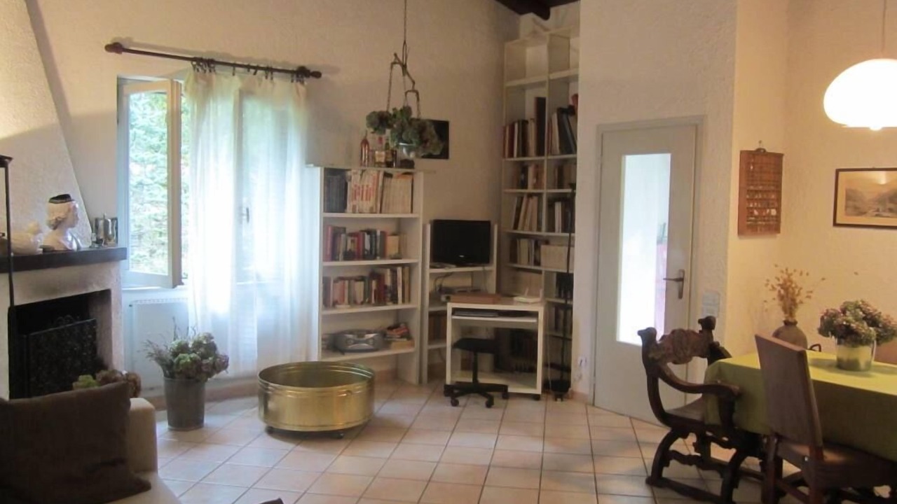 Photo of Livingroom in Capiago Intimiano