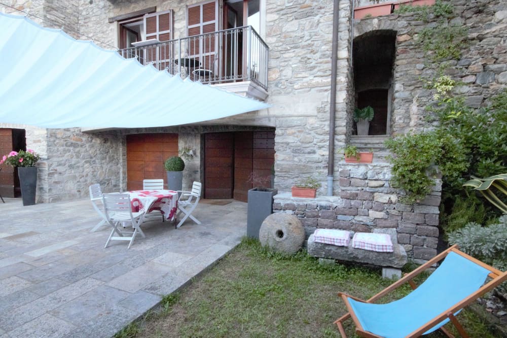 Photo of Patio Balcony in Cremia