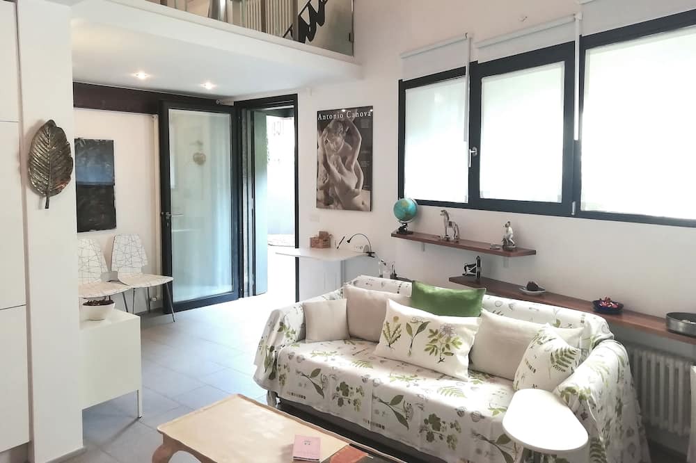 Photo of Livingroom in Lovere