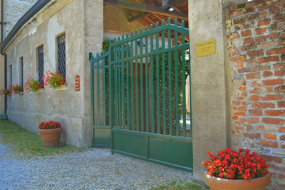 Photo of Outdoor in Certosa di Pavia