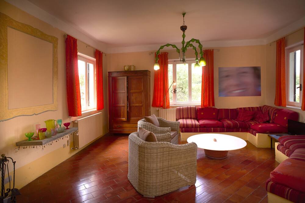 Photo of Livingroom in Cascina Pelada