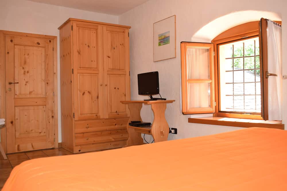 Photo of Bedroom in San Giacomo Filippo
