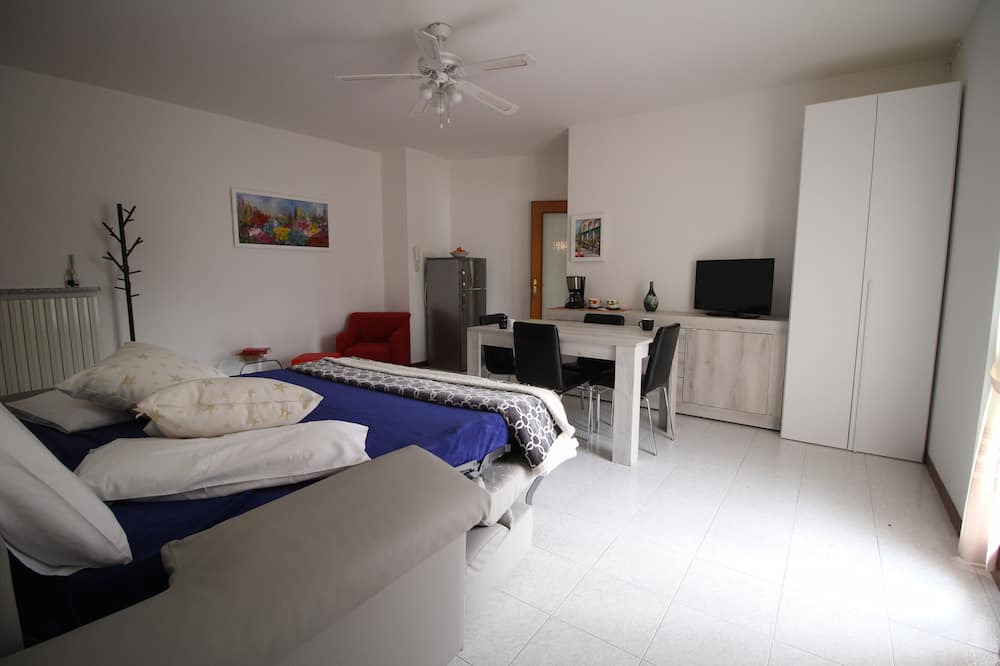 Photo of Bedroom in Barzana