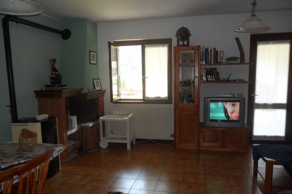 Photo of Livingroom in Borno