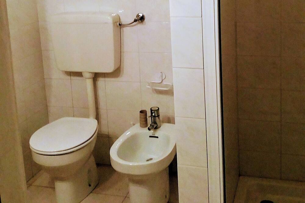 Photo of Bathroom in Borno