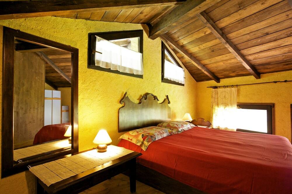 Photo of Bedroom in Rancio Valcuvia
