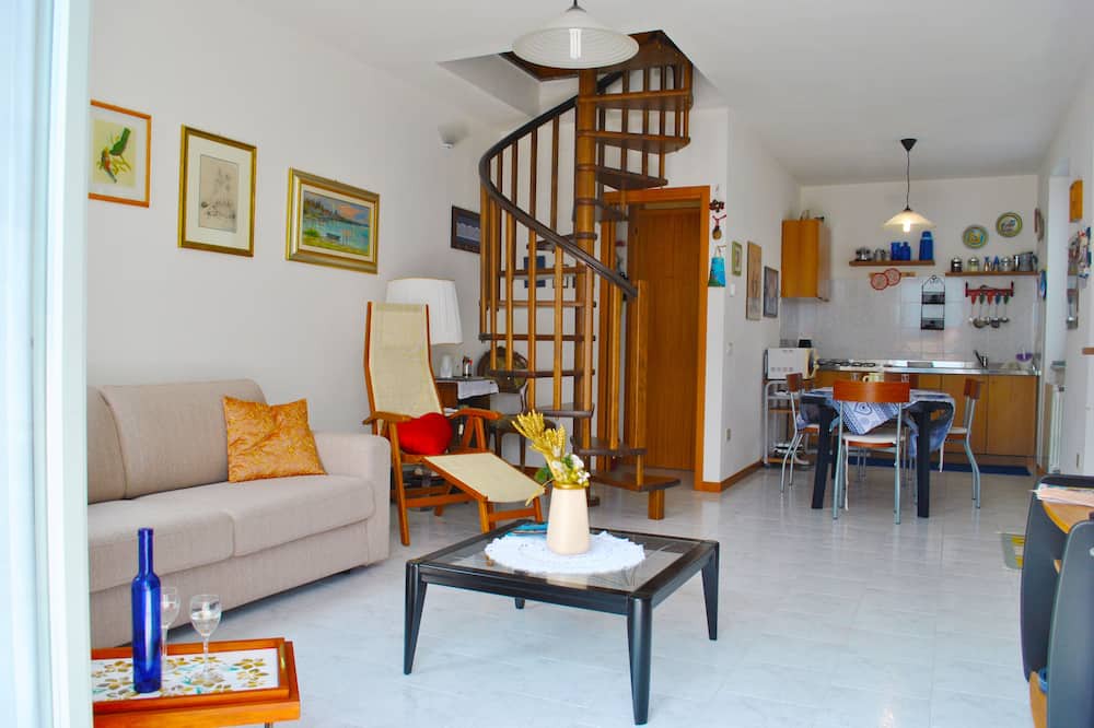 Photo of Livingroom in Sala Comacina