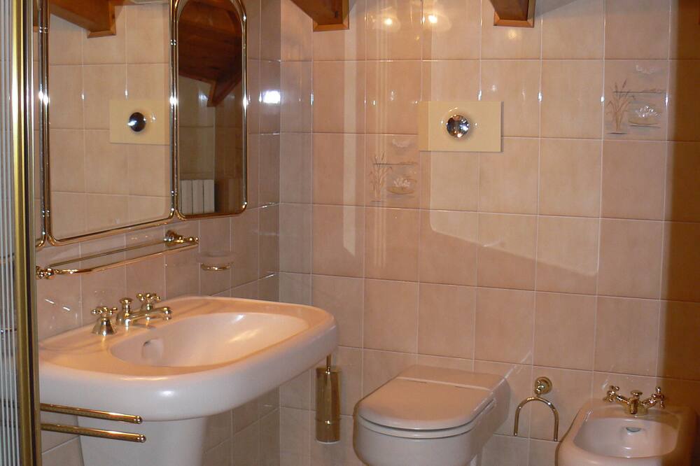 Photo of Bathroom in Ossuccio