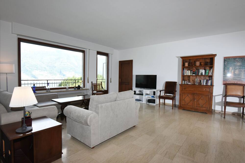 Photo of Livingroom in Tronzano Lago Maggiore