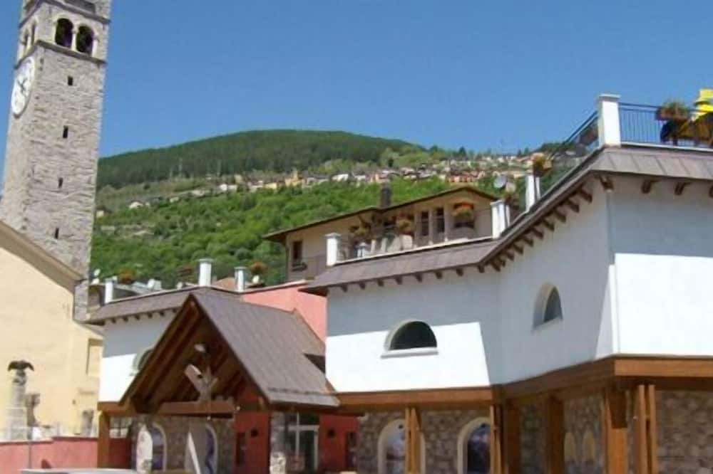 Photo of Outdoor in Temu
