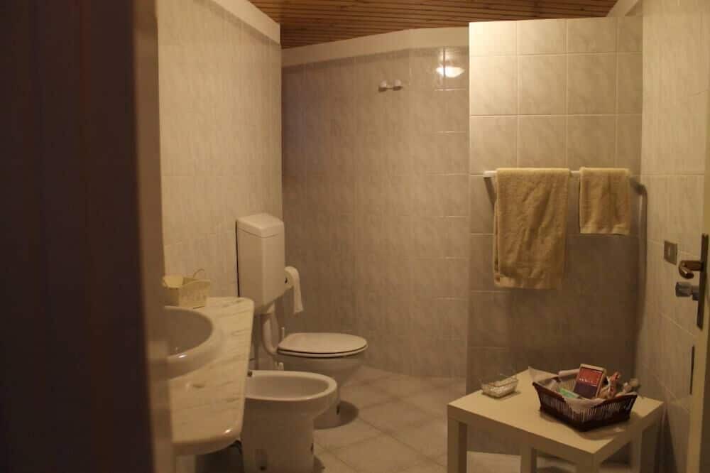 Photo of Bathroom in Brienno