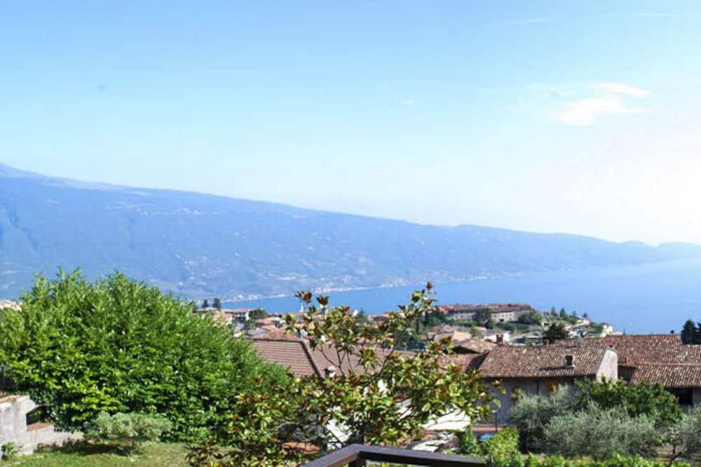 Photo of Outdoor in Aer