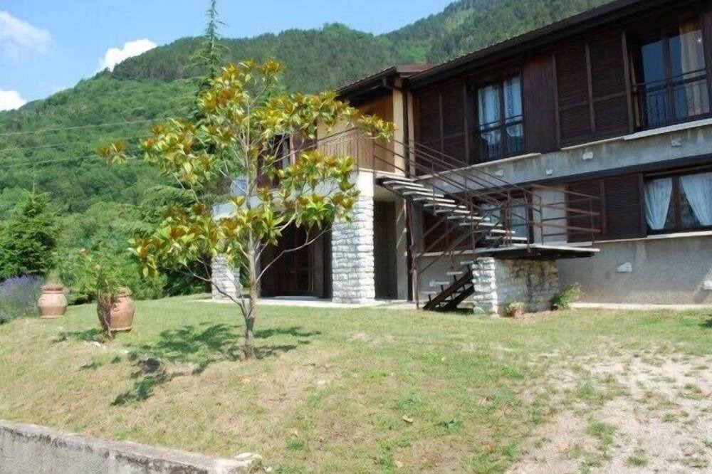 Photo of Outdoor in Aer