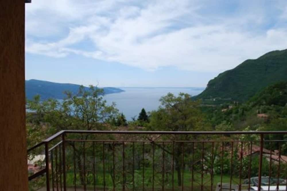 Photo of Patio Balcony in Aer
