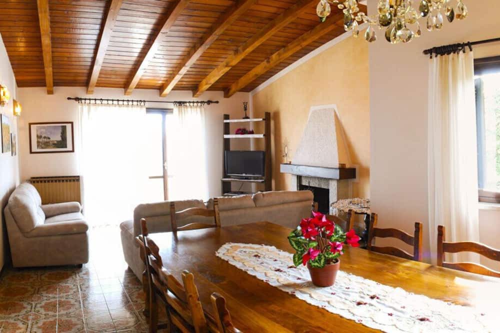 Photo of Livingroom in Aer