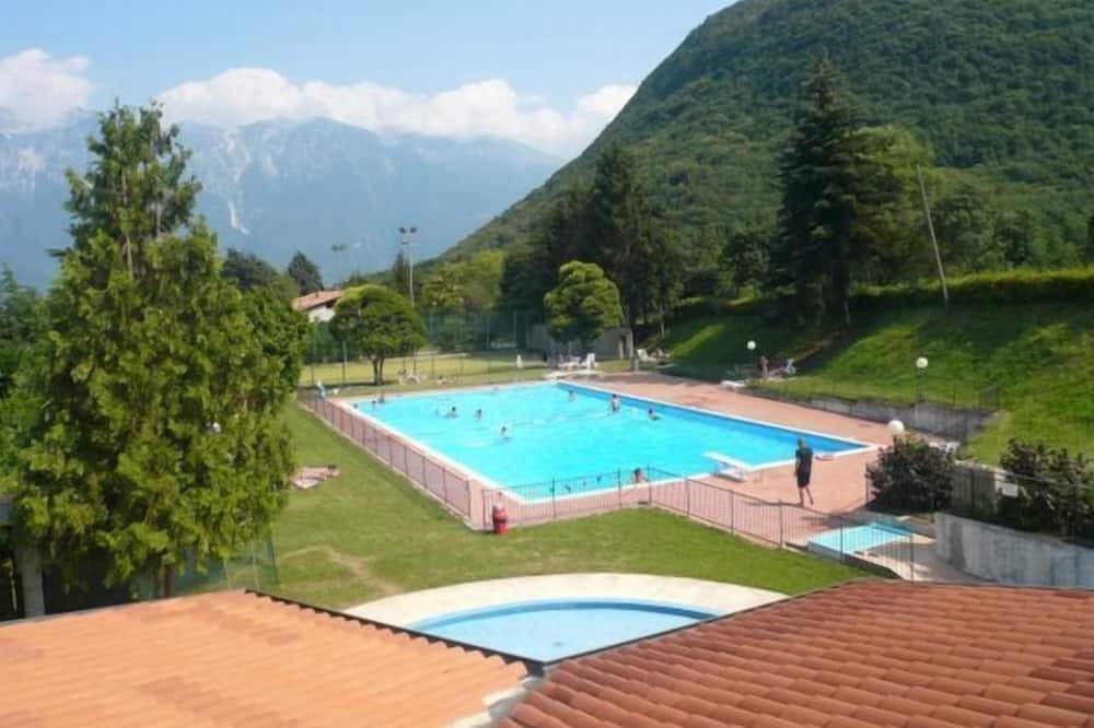 Photo of Outdoor in Aer