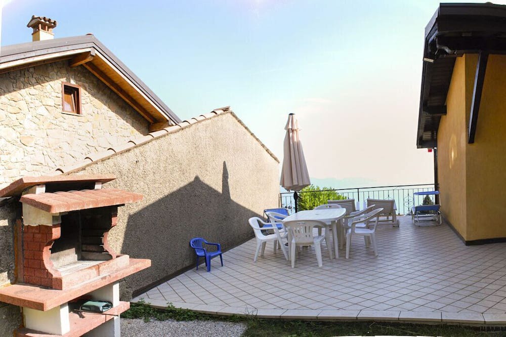Photo of Patio Balcony in Aer