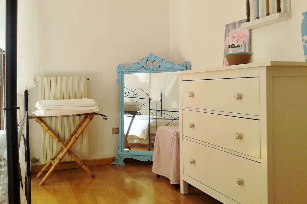 Photo of Bedroom in Desenzano del Garda City Centre