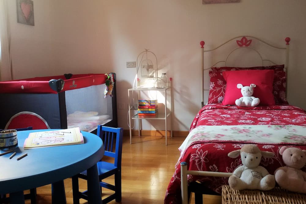 Photo of Bedroom in Desenzano del Garda City Centre