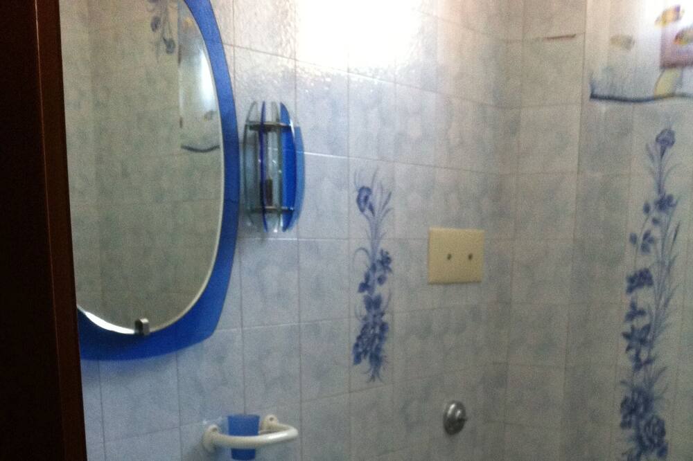 Photo of Bathroom in Endine Gaiano