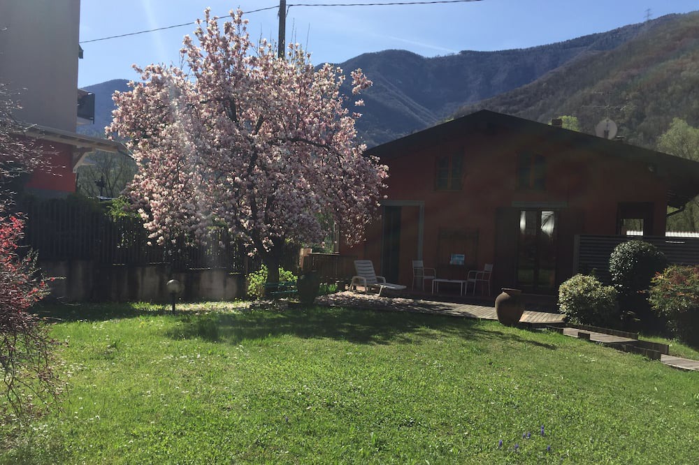 Photo of Outdoor in Endine Gaiano